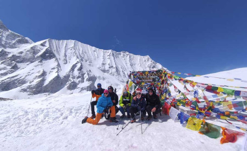 Manaslu Circuit Trek 16 Days
