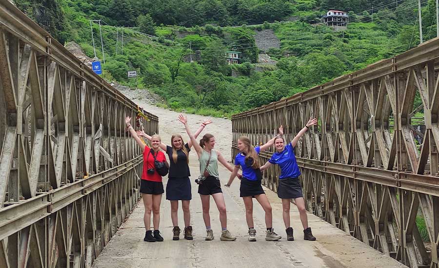 Women Only : Treks and Tours in Nepal