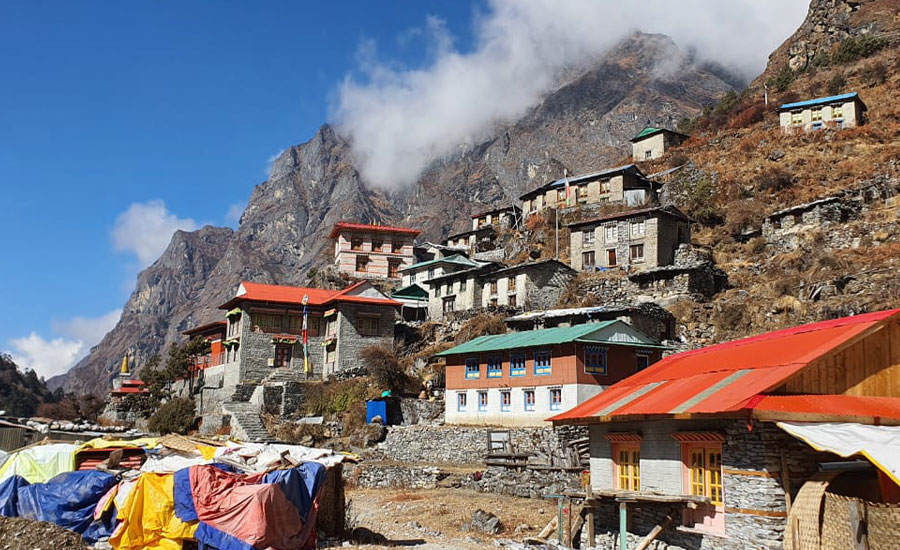 Tsho Rolpa Glacier in Rolwaling Trek